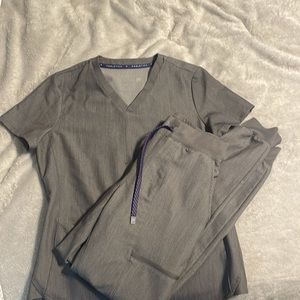 Fabletics scrubs - NWOT - Gray